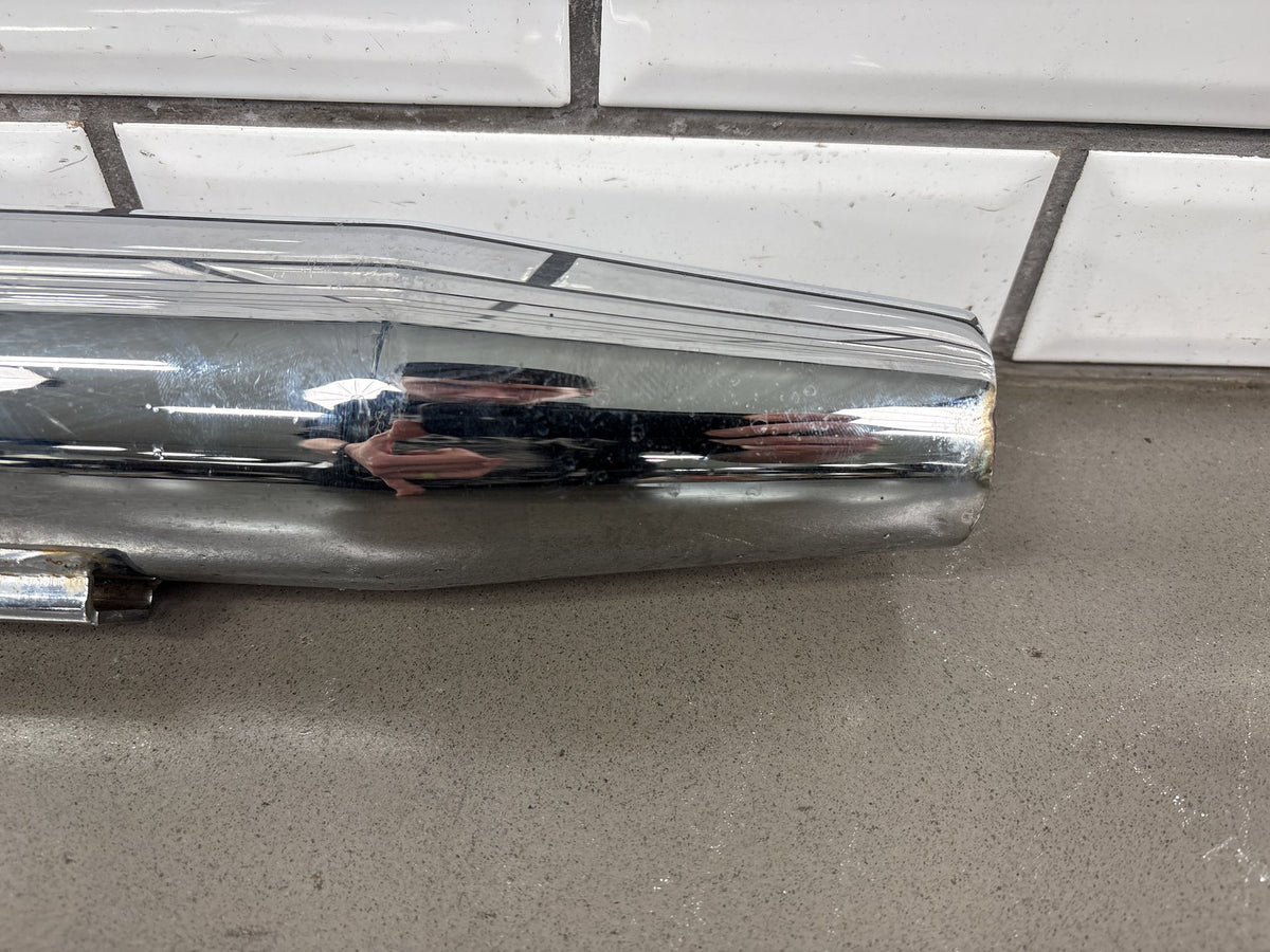 2006 Harley-Davidson FXDI Dyna Right Muffler Exhaust Pipe OEM