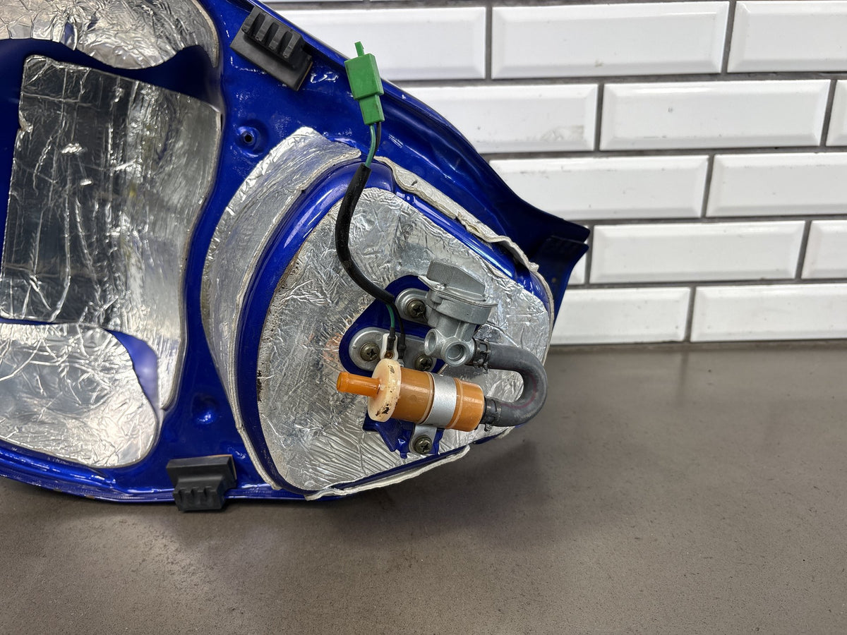 1999-2007 Yamaha YZF600R Fuel Gas Tank Blue Petcock Fuel Filter Scuffed OEM