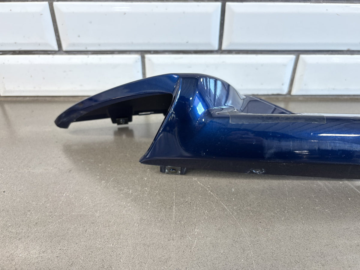 2006-2013 Yamaha FJR1300 Right Tail Side Cover Blue Cracked OEM 3P6-2472K