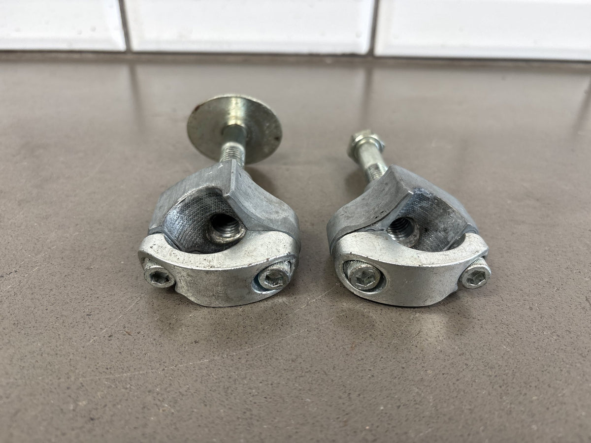 1999-2006 Harley Road King FLHR FLHRCI Handlebar Riser Pair Silver OEM 56149-88B