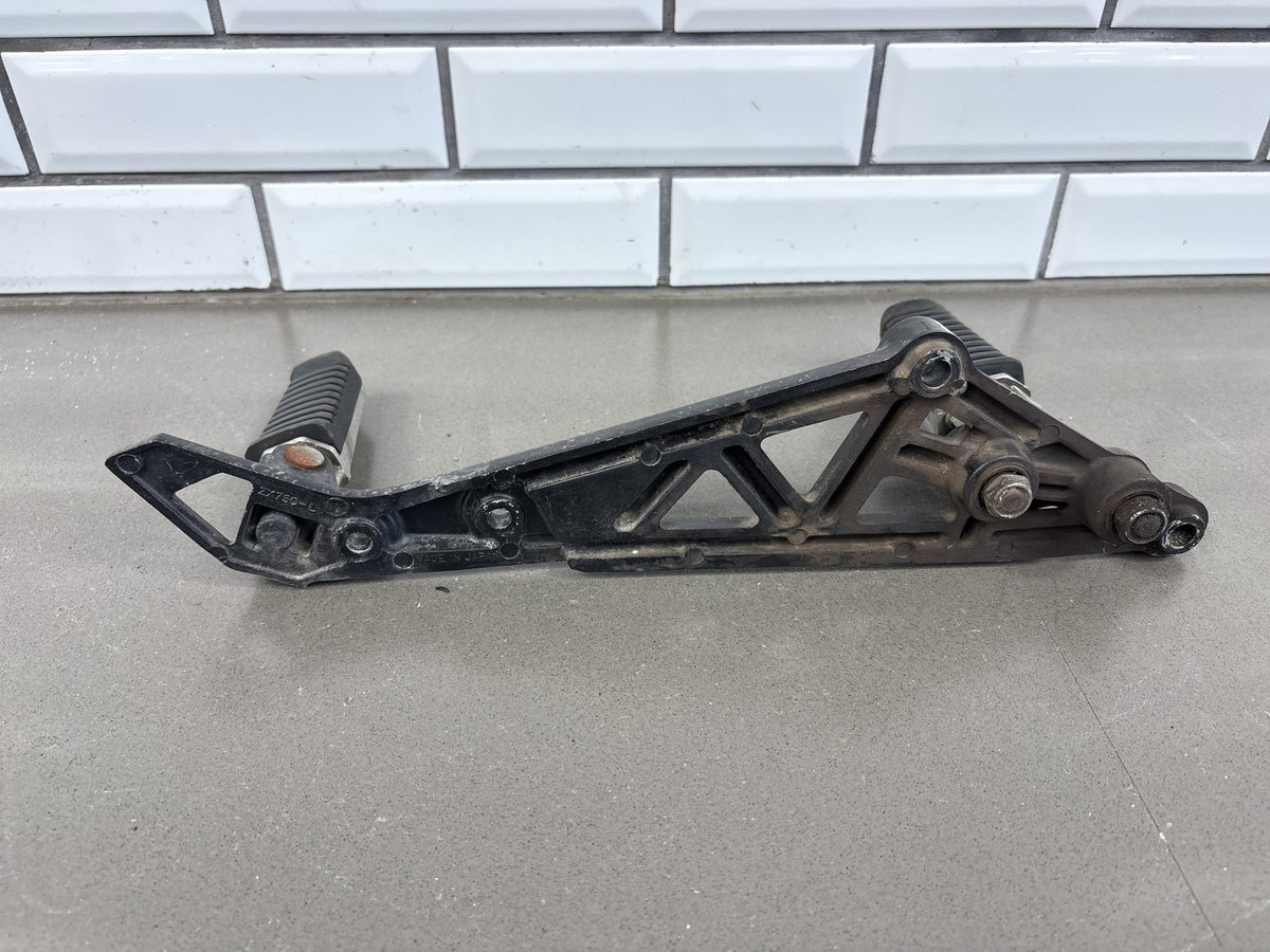 1983 Kawasaki GPZ750 ZX750A Left Rearset Foot Pegs Bracket OEM