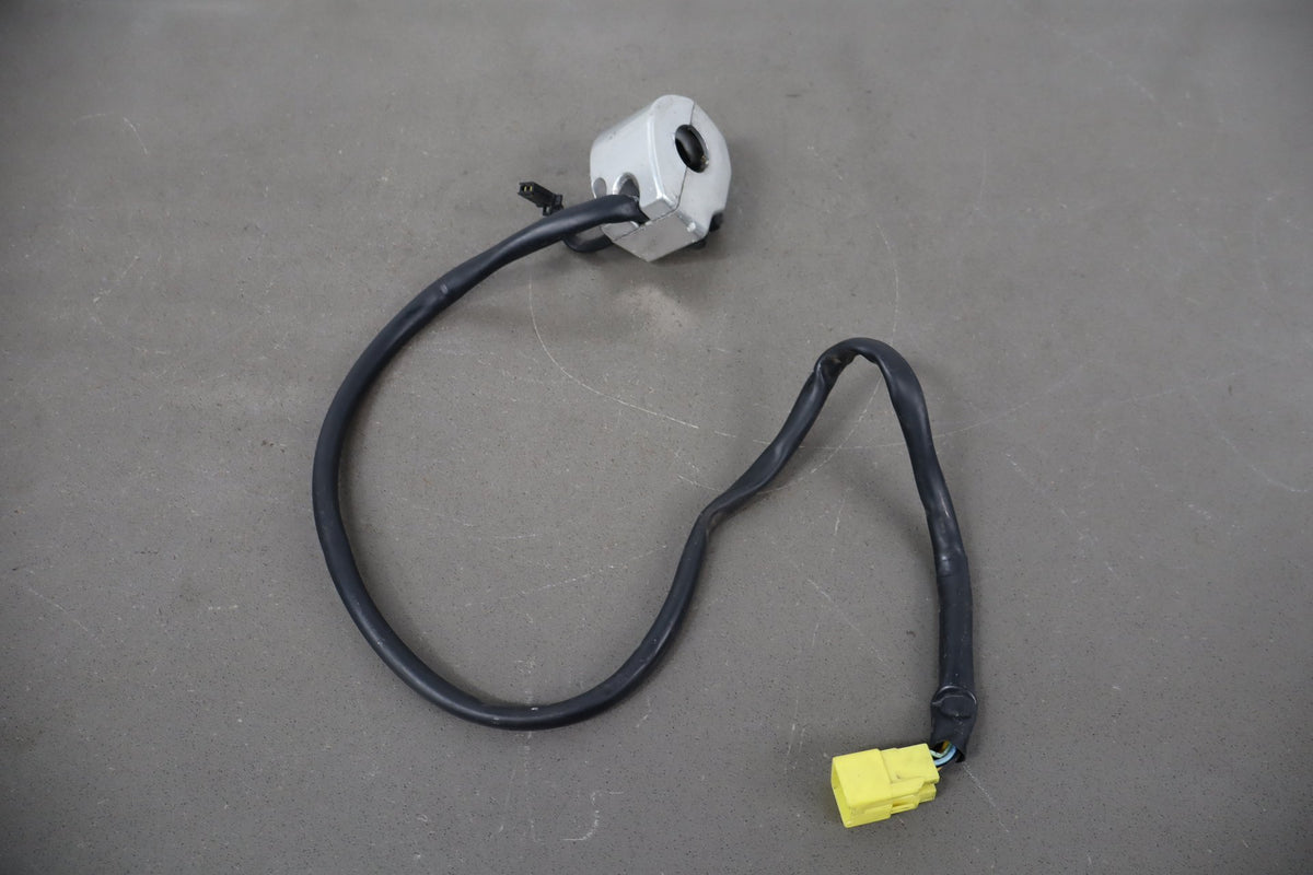 2001-02 Suzuki VL800 Volusia Left Switch OEM 37400-48E30
