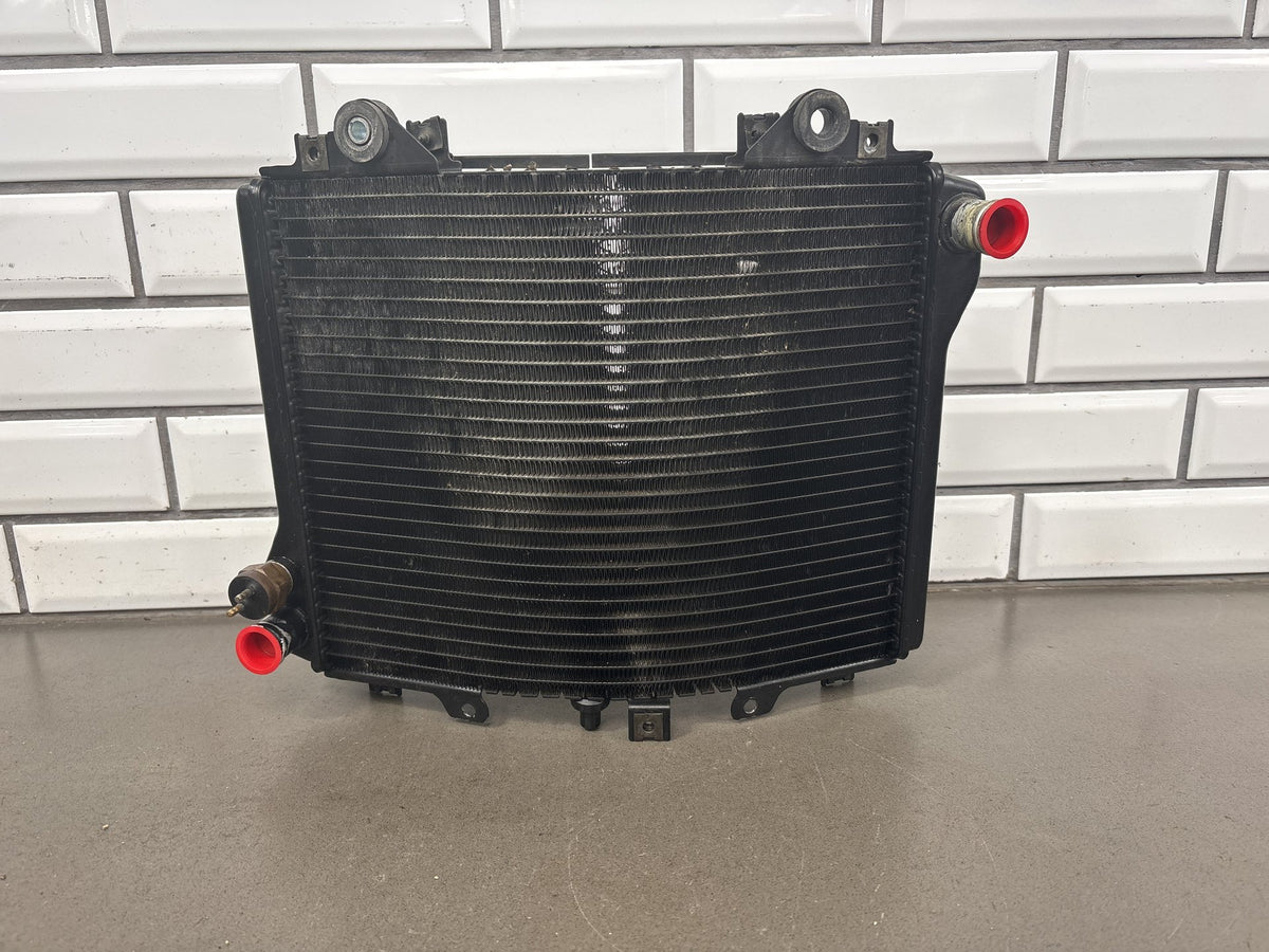 1990-1993 Kawasaki Ninja ZX-11 ZX1100C Radiator OEM 39060-1094