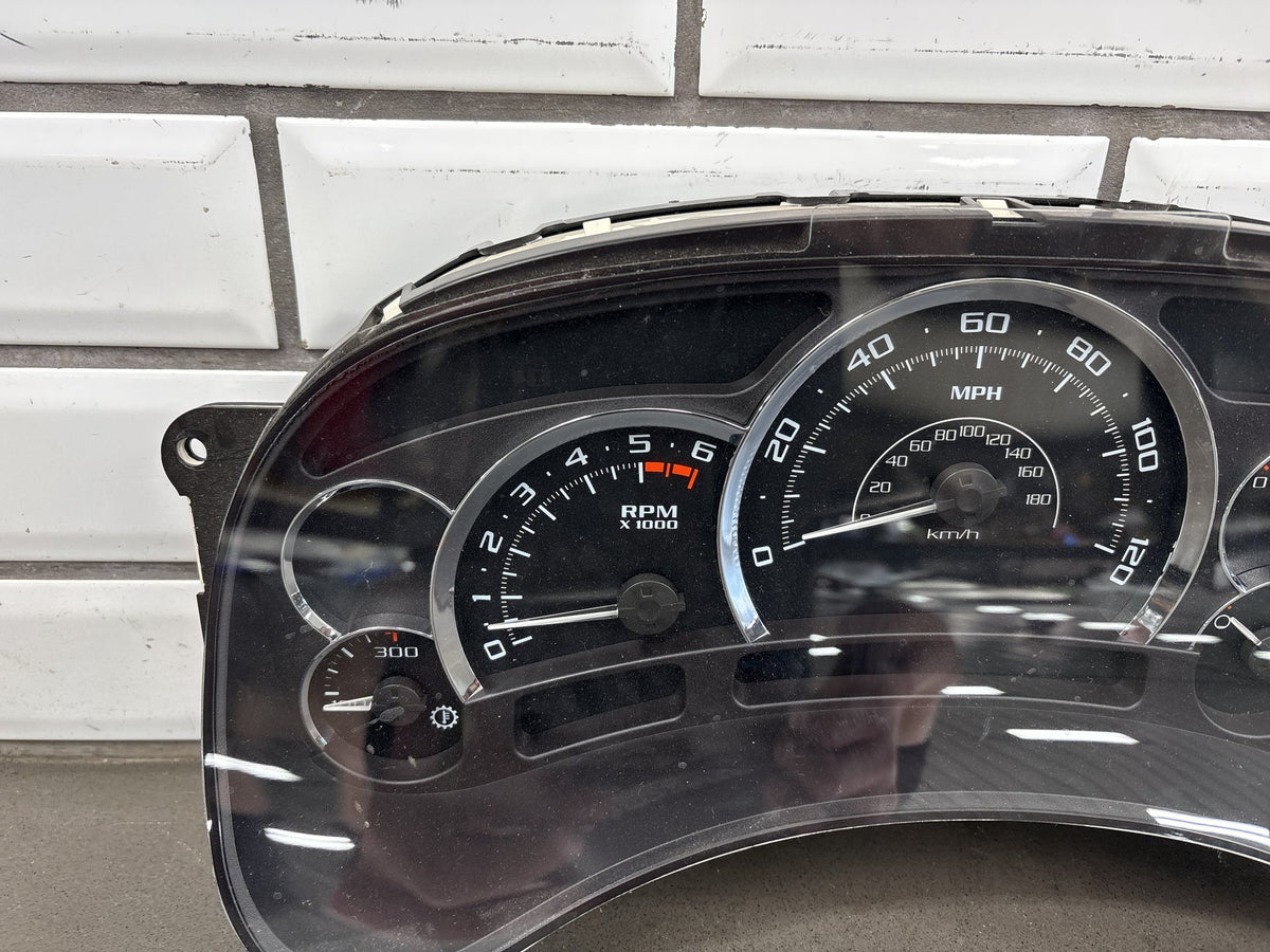 03-06 GMT800 Cadillac Escalade Platinum Speedometer Cluster Rebuilt LED 174k