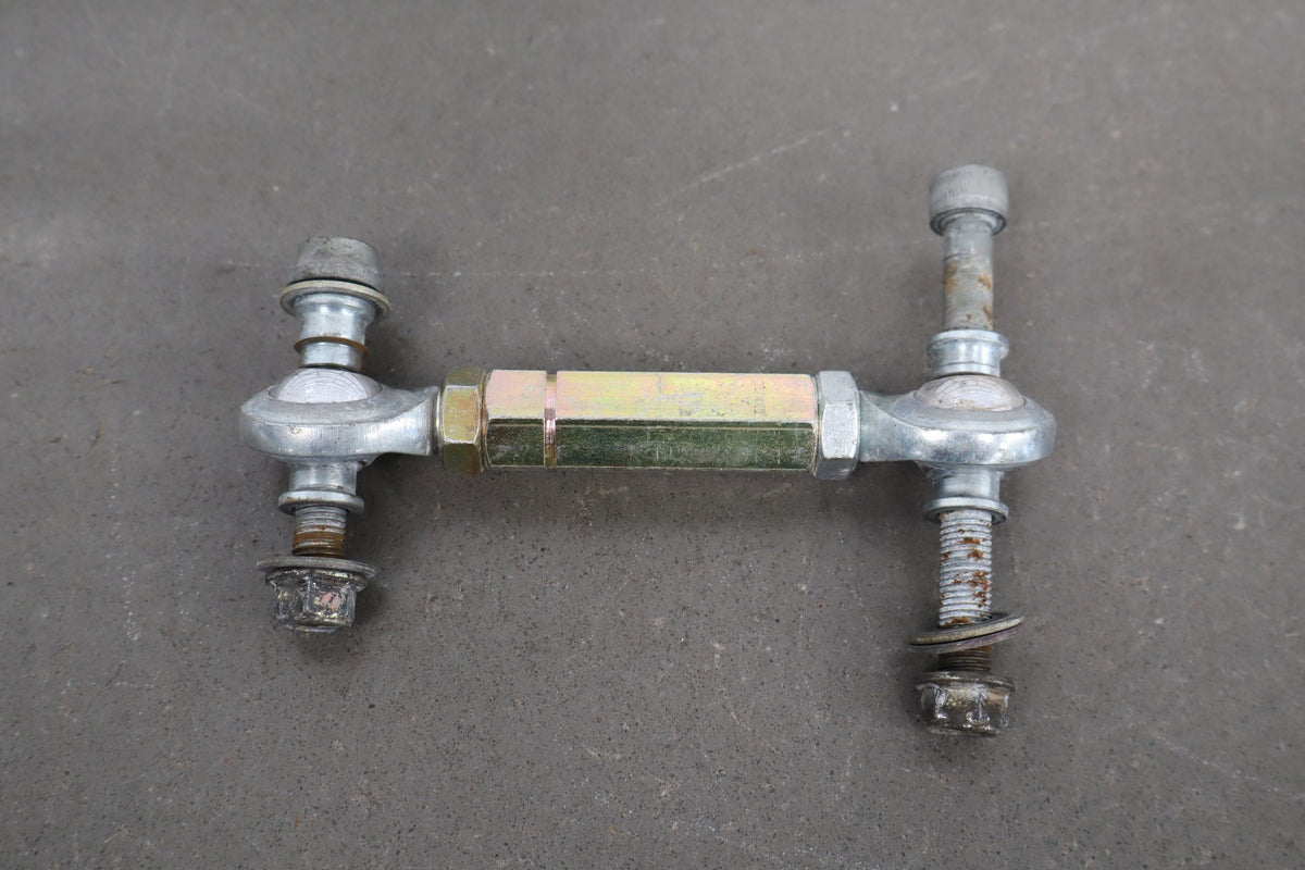1999-2004 Triumph Sprint Rear Shock Lowering Linkage Aftermarket Sprint 955 OEM
