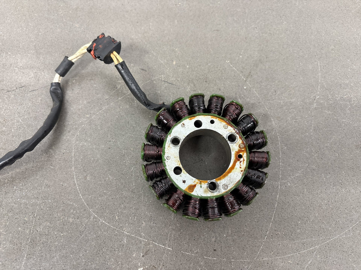 99-02 Yamaha R6 OEM Stator Magneto Assembly 5EB-81410-00-00 Genuine