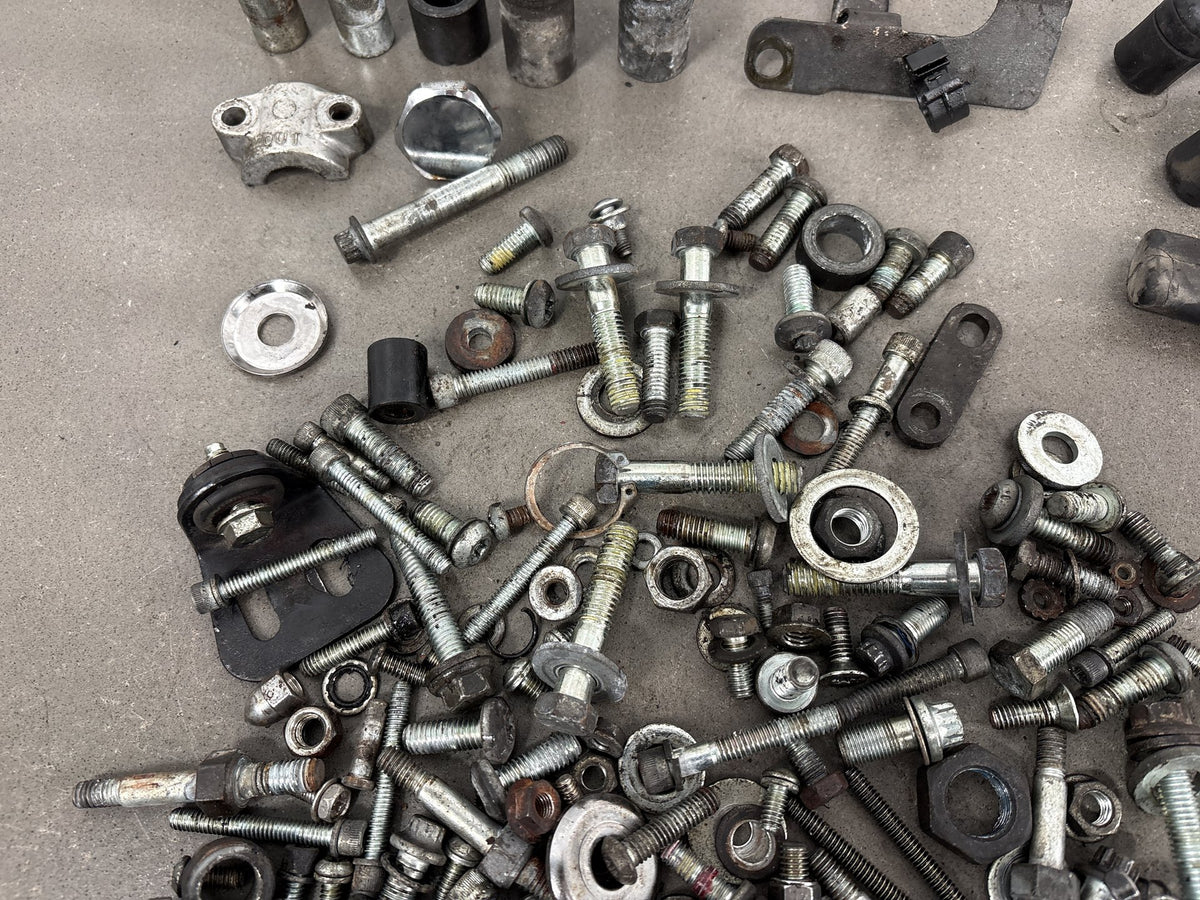 2004 Harley-Davidson Heritage Softail FLSTC Hardware Lot Nuts Bolts Screws OEM