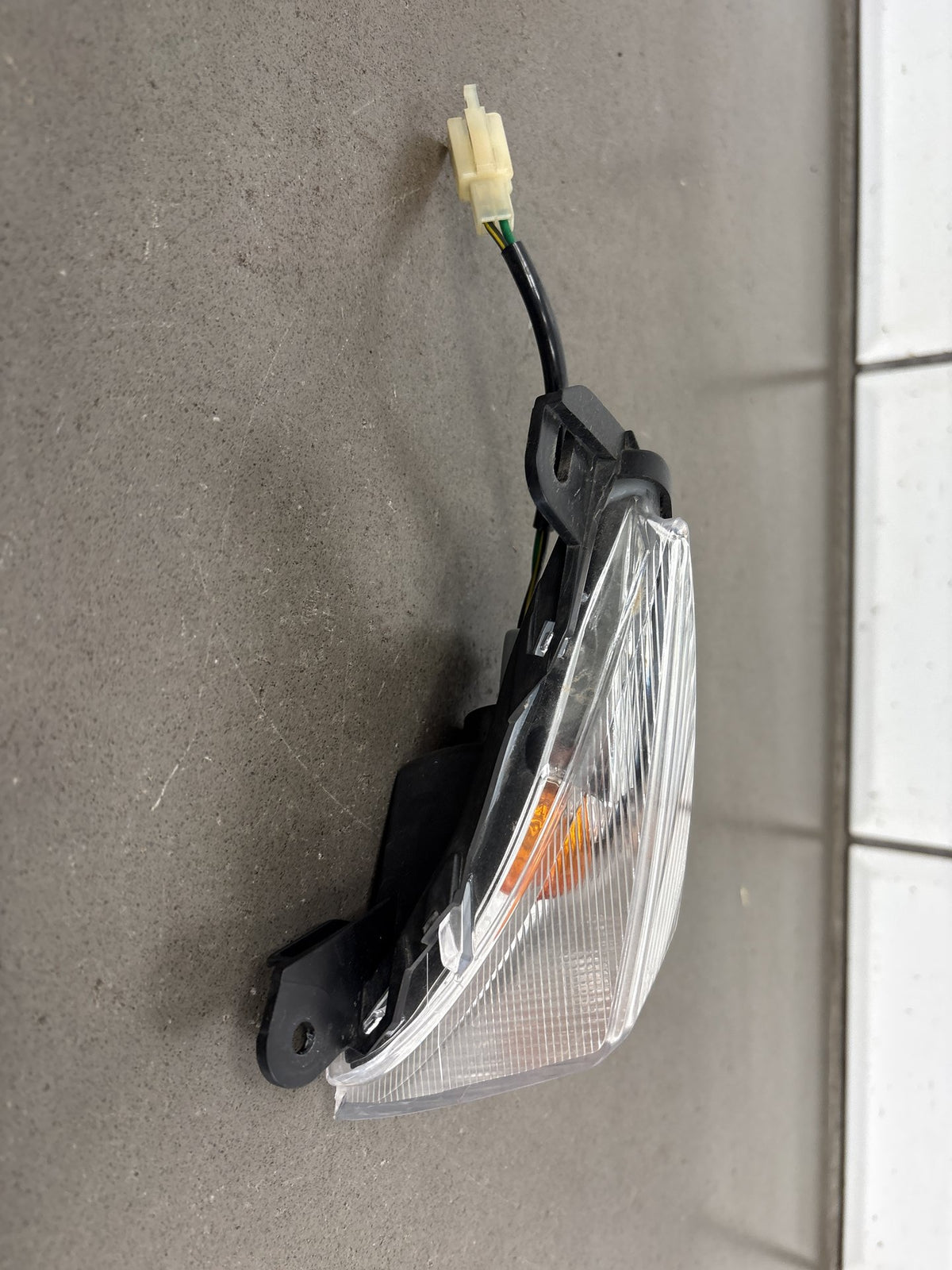 2010-2014 Kawasaki Concours 14 ZG1400 Left Front Turn Signal 23040-0057