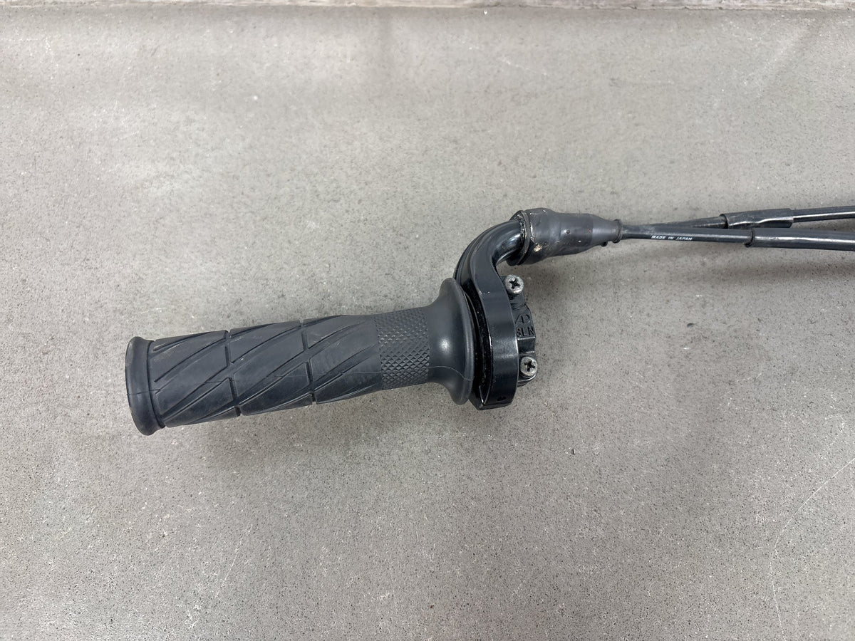 1999-2007 Yamaha YZF600R Throttle Tube Grip Housing with Throttle Cables OEM
