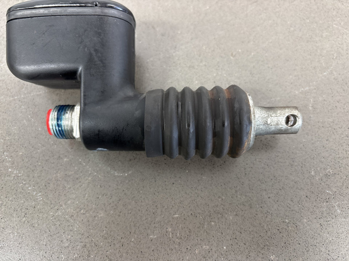 1999-2004 Harley Road King FLHRCI Rear Brake Master Cylinder Black OEM 41755-99B
