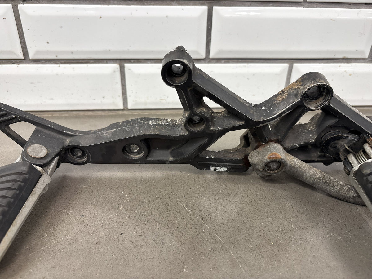 1983 Kawasaki GPZ750 ZX750A Right Rearset Foot Pegs Brake Pedal OEM
