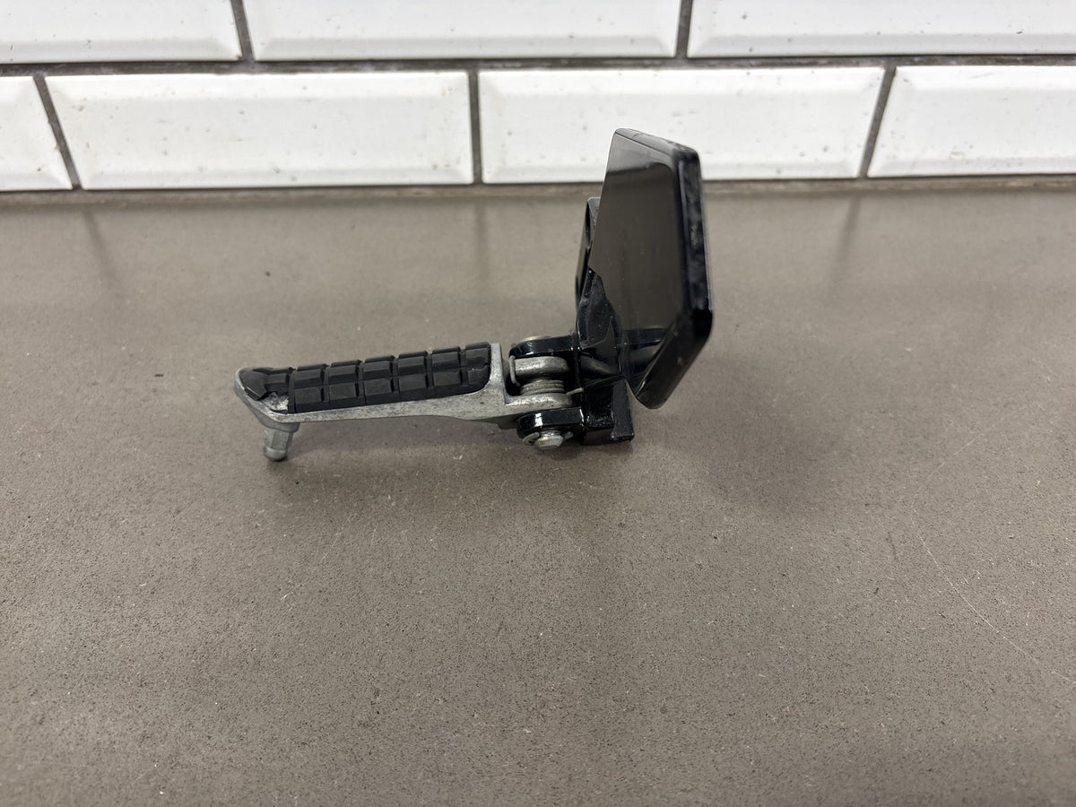 1991-93 Kawasaki ZX-11 ZX1100C Rearsets Left Right Pegs Brackets OEM 35011-1520