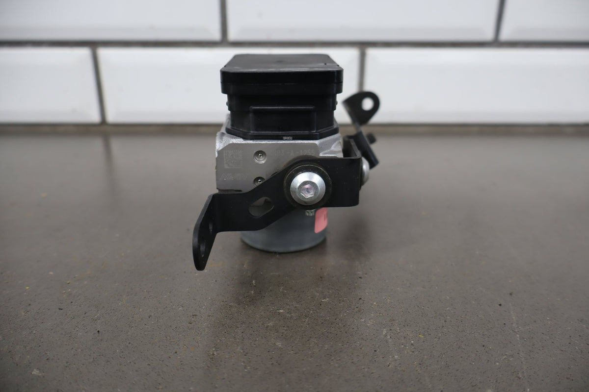 2018-2025 Kawasaki Ninja 400 ABS Pump 16082-0785