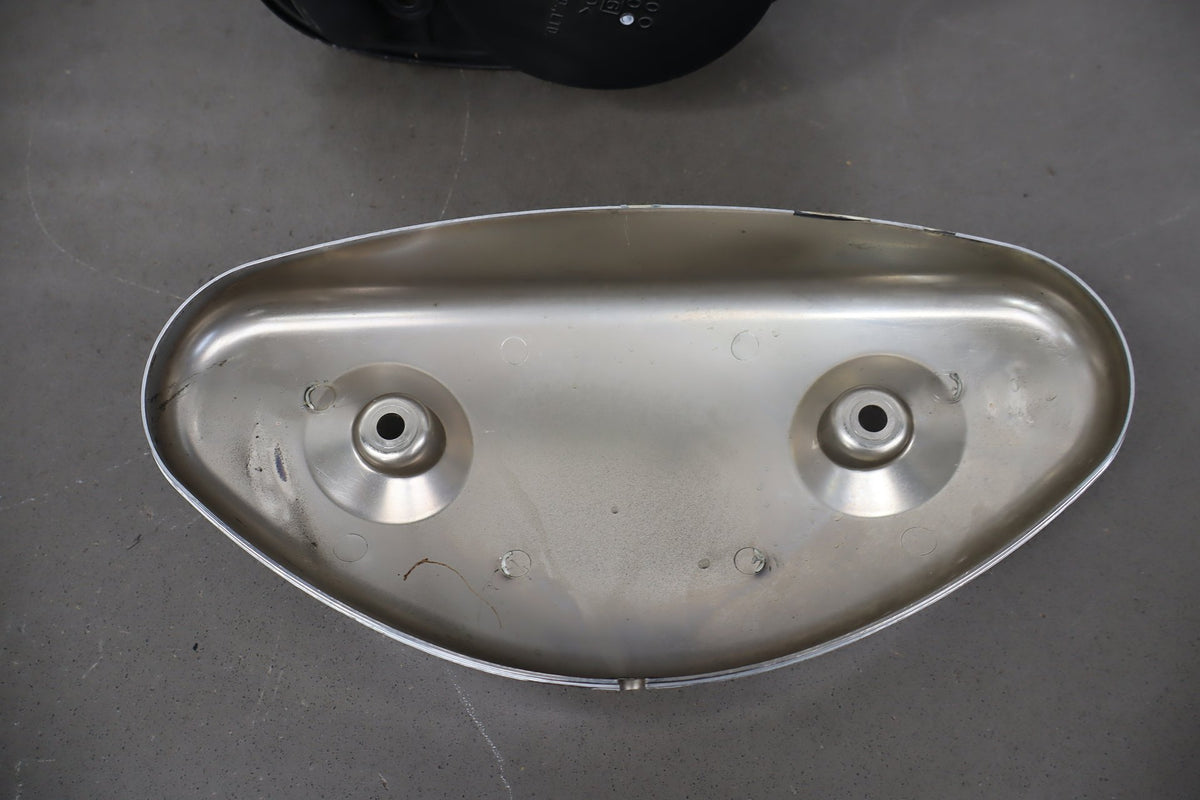 2001-04 Suzuki VL800 Volusia Airbox Chrome Cover OEM
