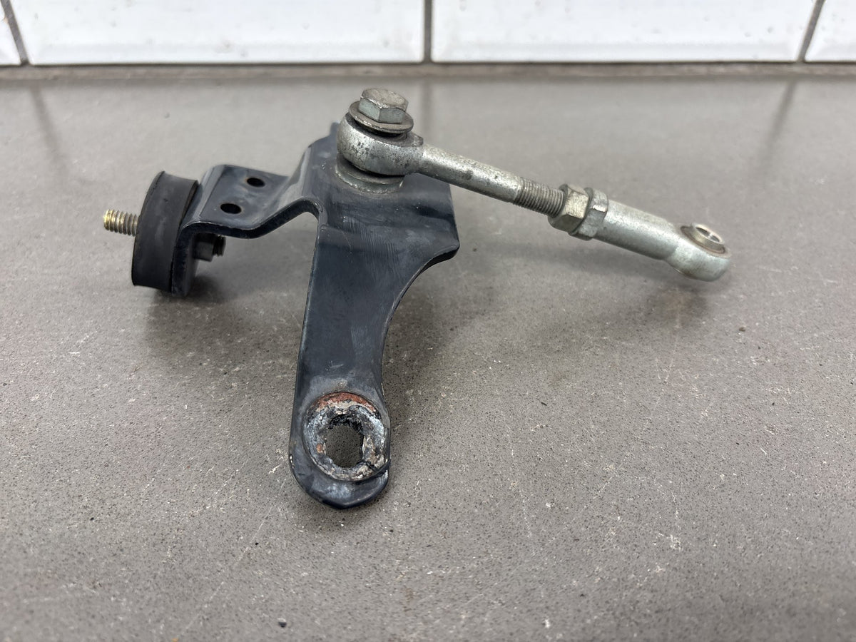 2004-2017 Harley Dyna FXD FXDC Top Engine Stabilizer Mount Link OEM 16258-95C