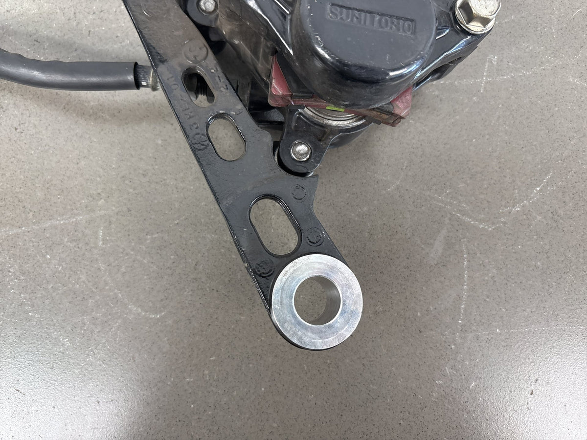 1999-2007 Yamaha YZF600R Rear Brake Caliper w/ Bracket Hose Pads Sumitomo OEM