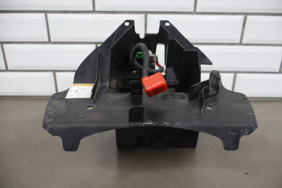 2001-04 Suzuki VL800 Volusia Battery Box Solenoid Horn