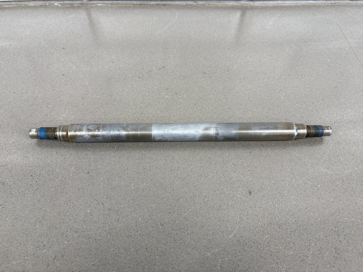 2002-2006 Harley Road King FLHR FLHRI FLHRCI Swingarm Pivot Shaft OEM 47505-02