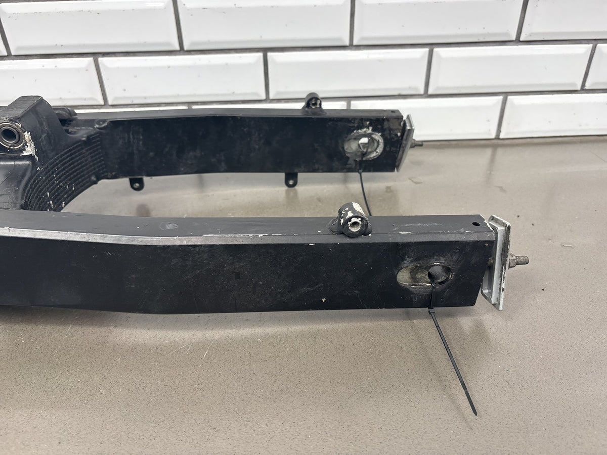 03-09 Suzuki SV650 SV650S Rear Swingarm (Black) OEM 61000-17G40-YAP