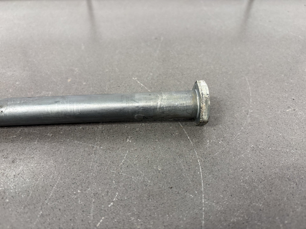 06-17 Harley Dyna FXD FXDB FXDL FXDWG FXDF FLD Swingarm Pivot Shaft OEM 47641-06