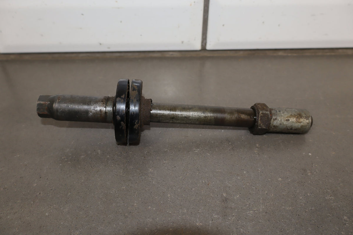 1990-1993 Kawasaki KX250 Front Axle 41068-1310