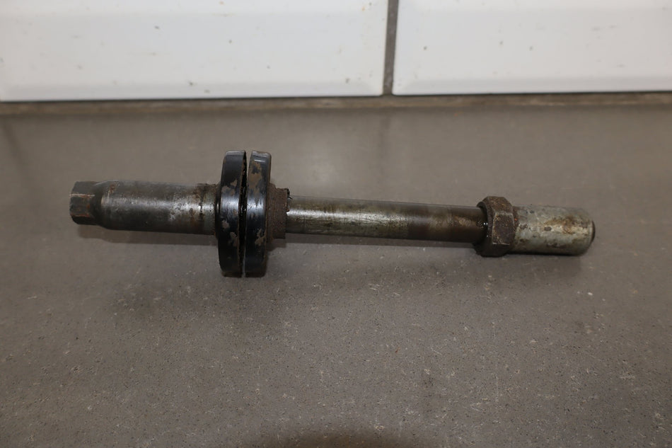 1990-1993 Kawasaki KX250 Front Axle 41068-1310