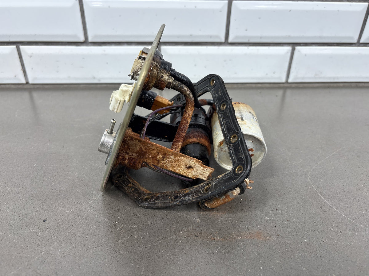 2000 Triumph Tiger 900 T709 Fuel Pump OEM