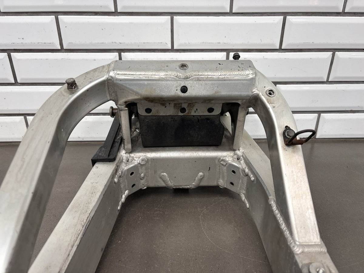 1999-2000 Yamaha YZF-R6 Rear Swingarm Swing Arm OEM