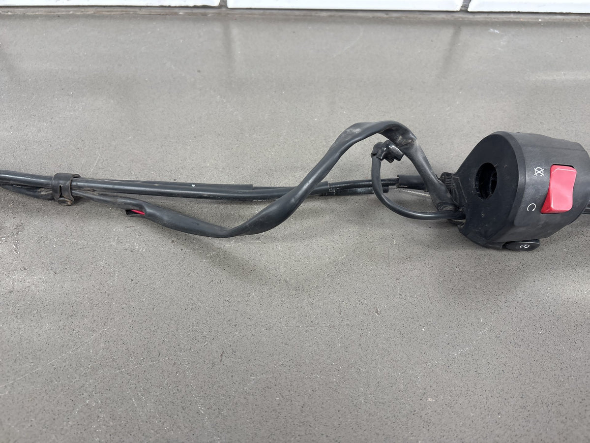 20-25 Kawasaki Ninja 650 EX650 Right Switch Throttle & Cables 46091-0488