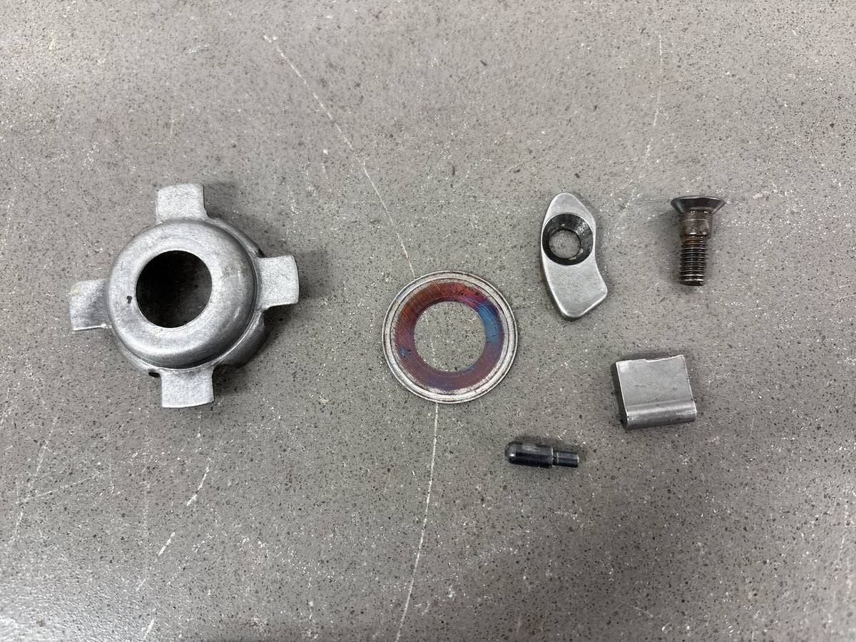 1975 Suzuki RV125 Kickstart Gear with Shaft Spring OEM