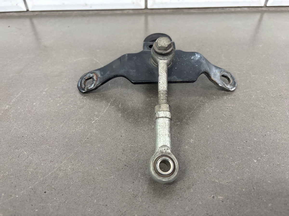 2004-2017 Harley Dyna FXD FXDC Top Engine Stabilizer Mount Link OEM 16258-95C