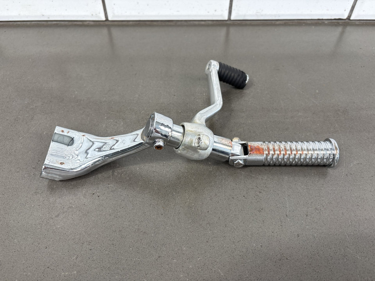 04-13 Harley Davidson Sportster XL 1200 883 Foot Peg Forward Controls Left/Right