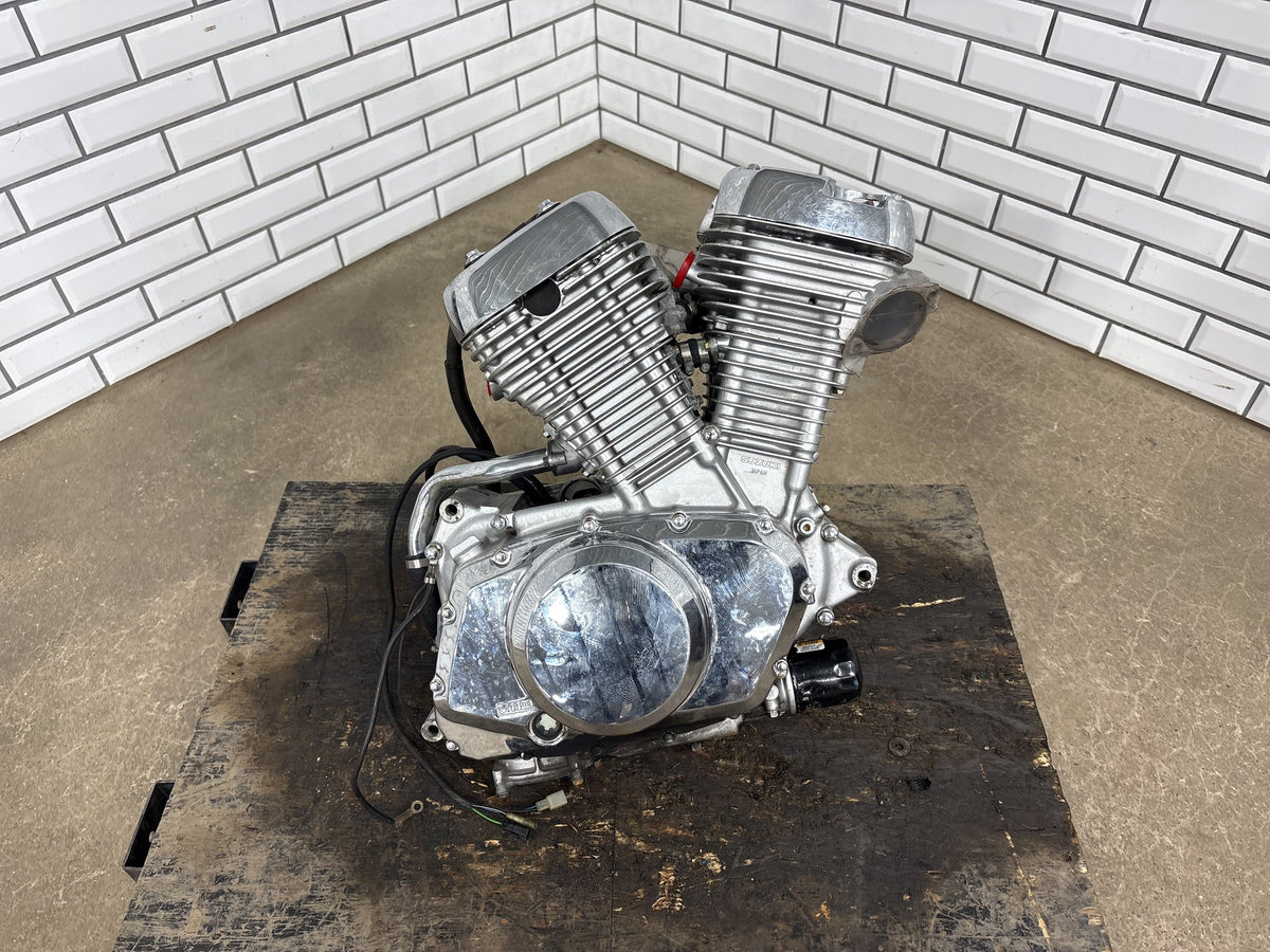 1992-09 Suzuki VS800 S50 Intruder Engine Assembly OEM 6000 Miles Complete