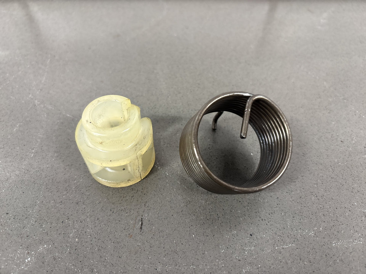 1975 Suzuki RV125 Kickstart Gear with Shaft Spring OEM