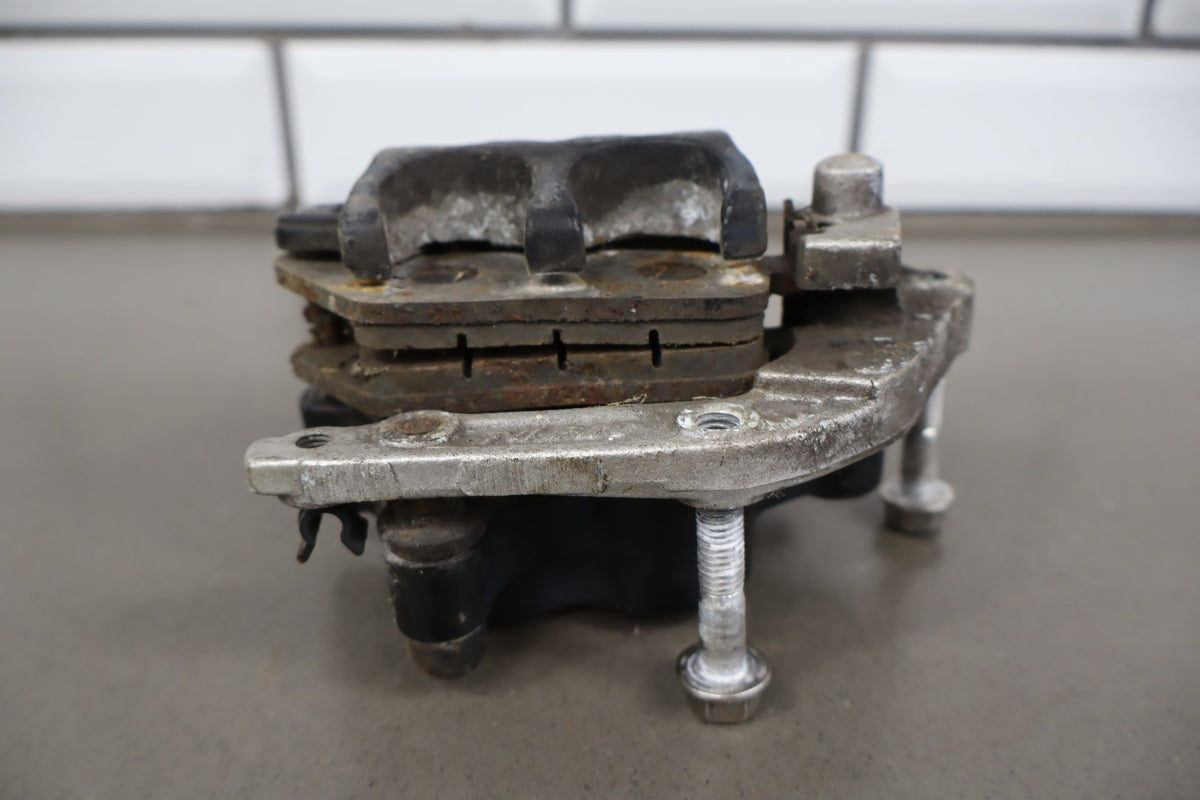 2000 Triumph Tiger 900 T709 Front Caliper Pair OEM