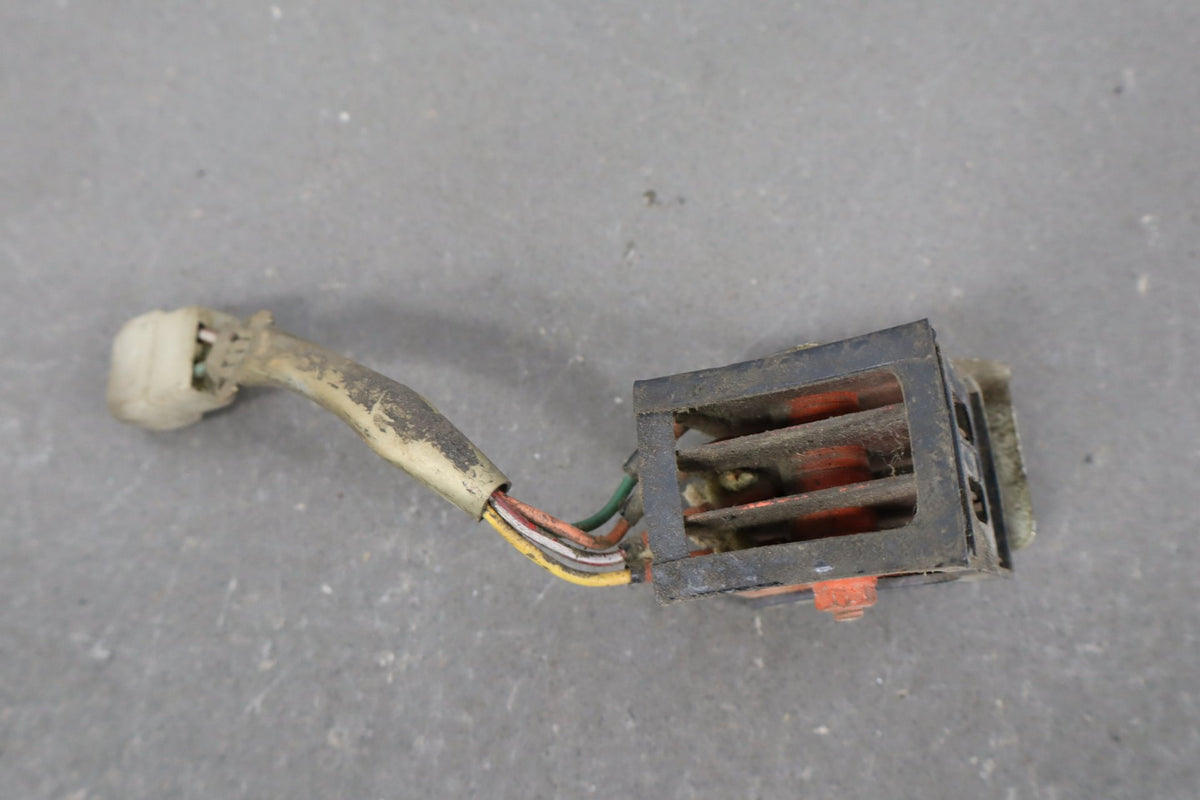 1970 Honda CB175 Rectifier Voltage Regulator OEM 31700-303-033 CL175