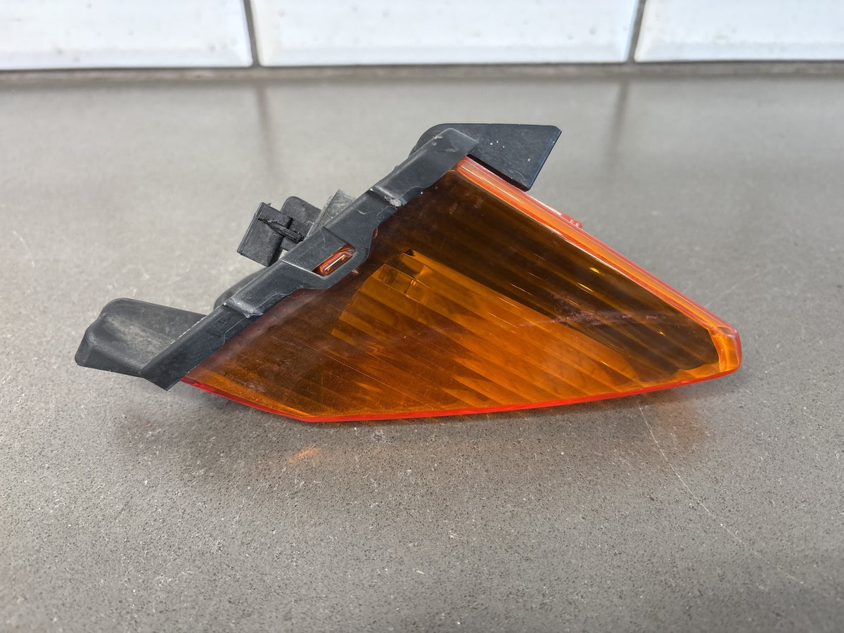 2002-05 Honda VFR800 Interceptor Front Turn Signal Pair Amber OEM 33410-MCW-A01