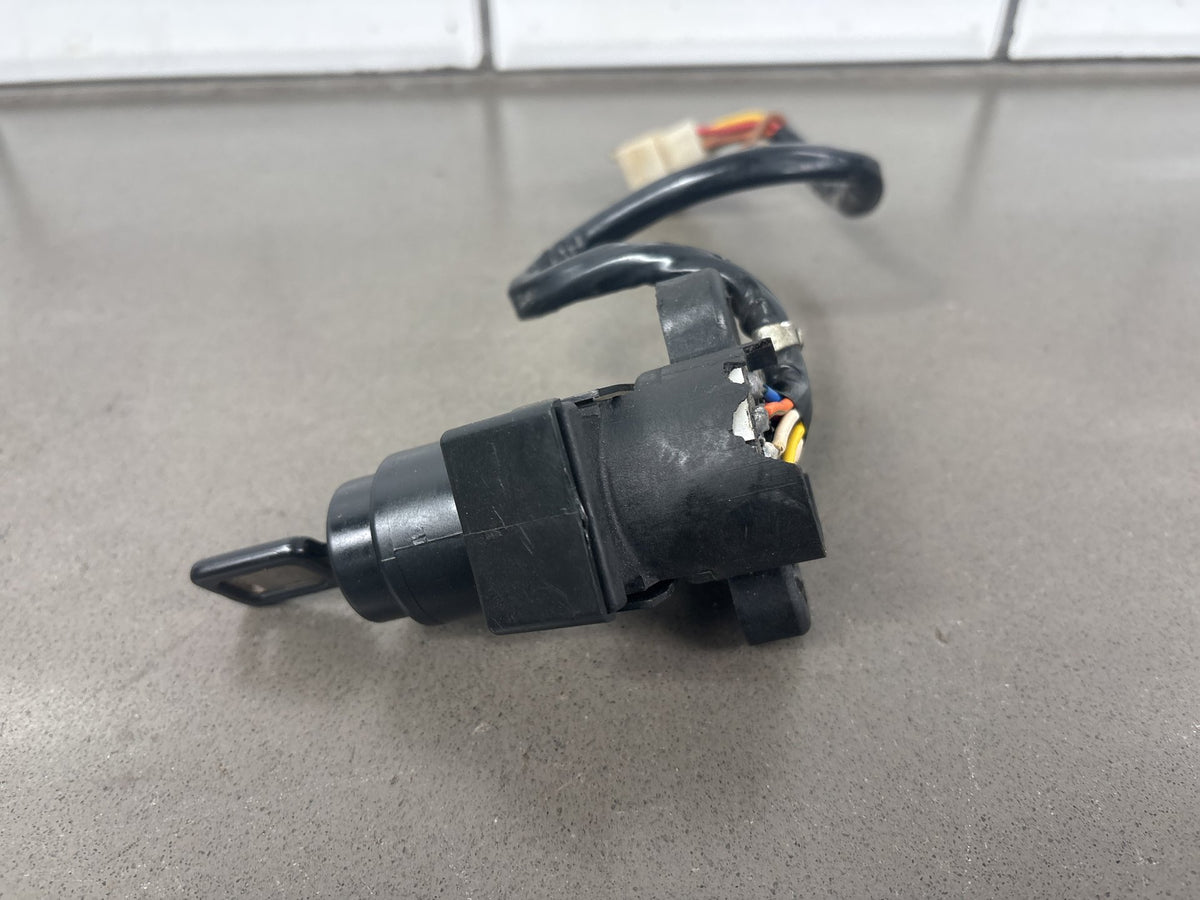 1990-1993 Kawasaki ZX-11 ZX1100C Lockset Ignition Switch Gas Cap Seat Lock Key