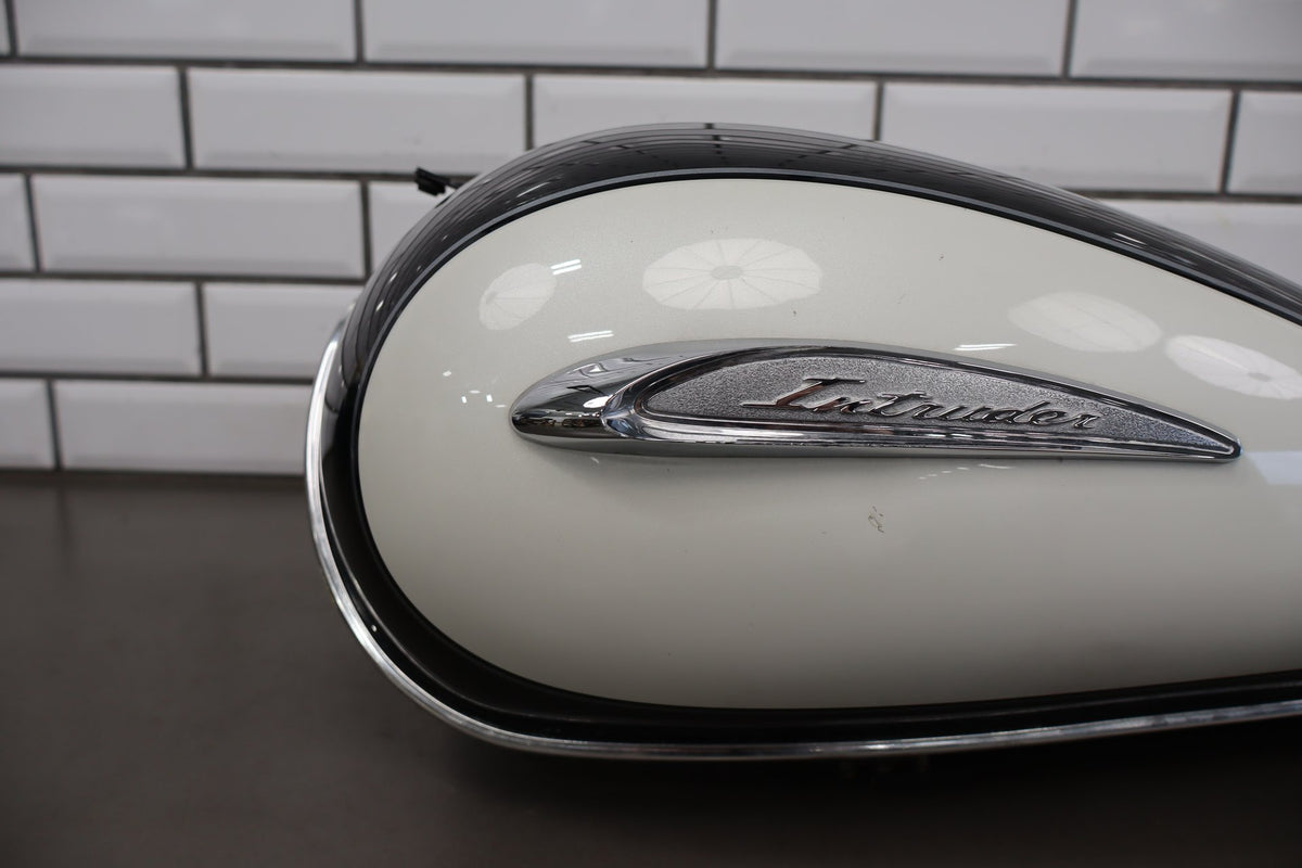 2001 Suzuki VL800 Volusia Fuel Tank Black White FP4
