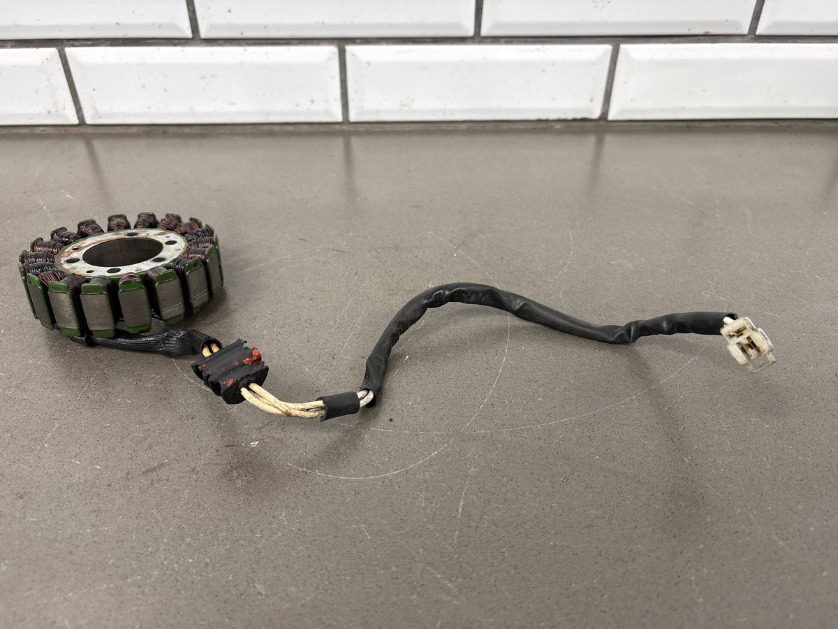 99-02 Yamaha R6 OEM Stator Magneto Assembly 5EB-81410-00-00 Genuine