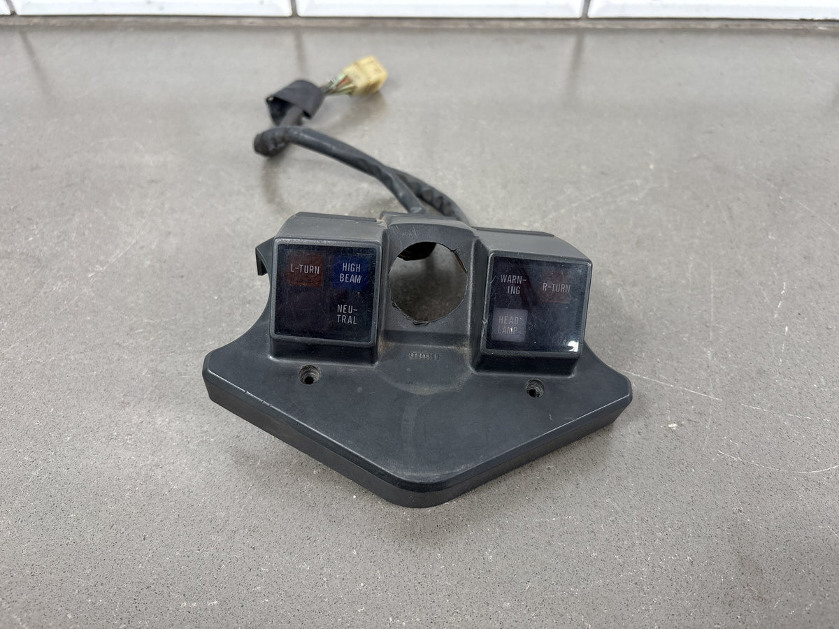 1983 Kawasaki GPZ750 ZX750A Indicator Light Panel Dash Housing OEM
