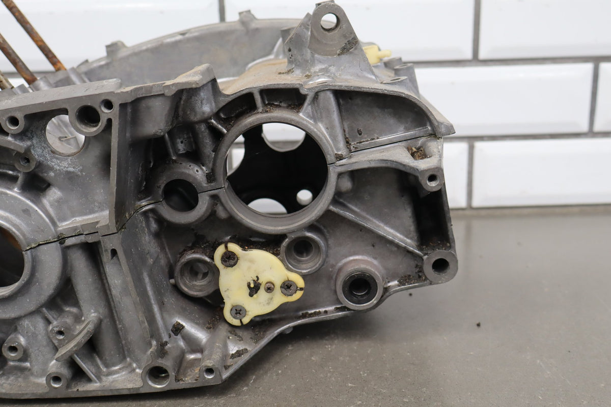 1972 Yamaha R5C 350 Crankcase Assembly Pair Left/Right OEM