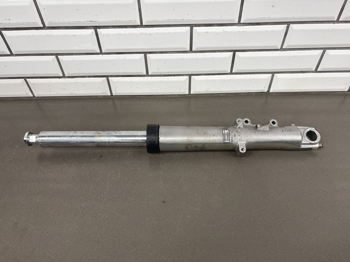 2002-2006 Harley Road King FLHR FLHRI FLHRCI FLHRS Right Fork Leg OEM 46497-02A